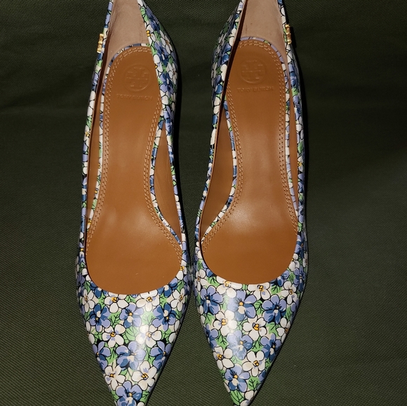 Tory Burch Heels - Picture 4 of 17
